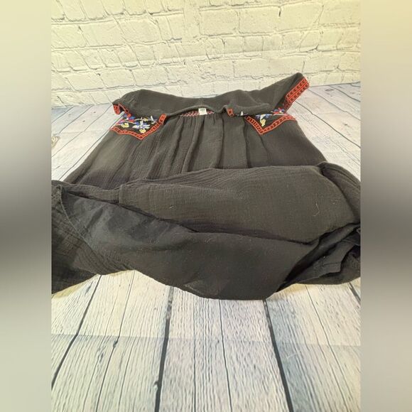Old Navy Black Embroidered Smocked Babydoll Short and Sweet Whimsical Dress M - Picture 11 of 14